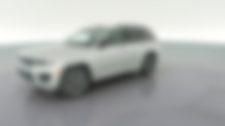 2025 Jeep Grand Cherokee vehicle photo