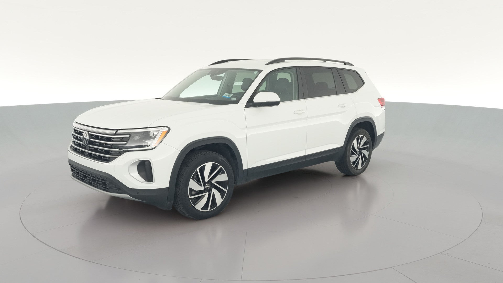 2025 Volkswagen Atlas vehicle photo
