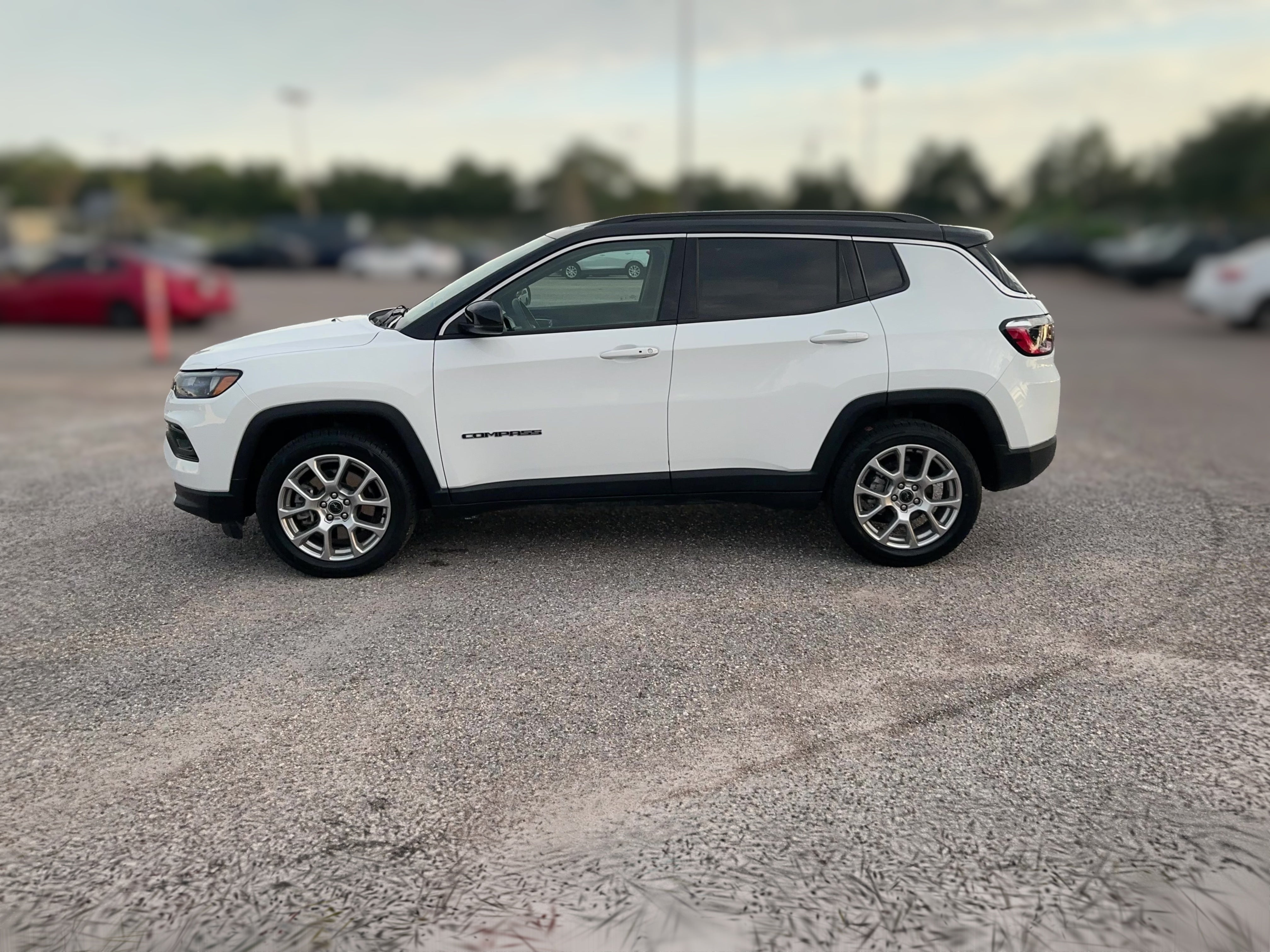 2025 Jeep Compass Limited - Photo 24