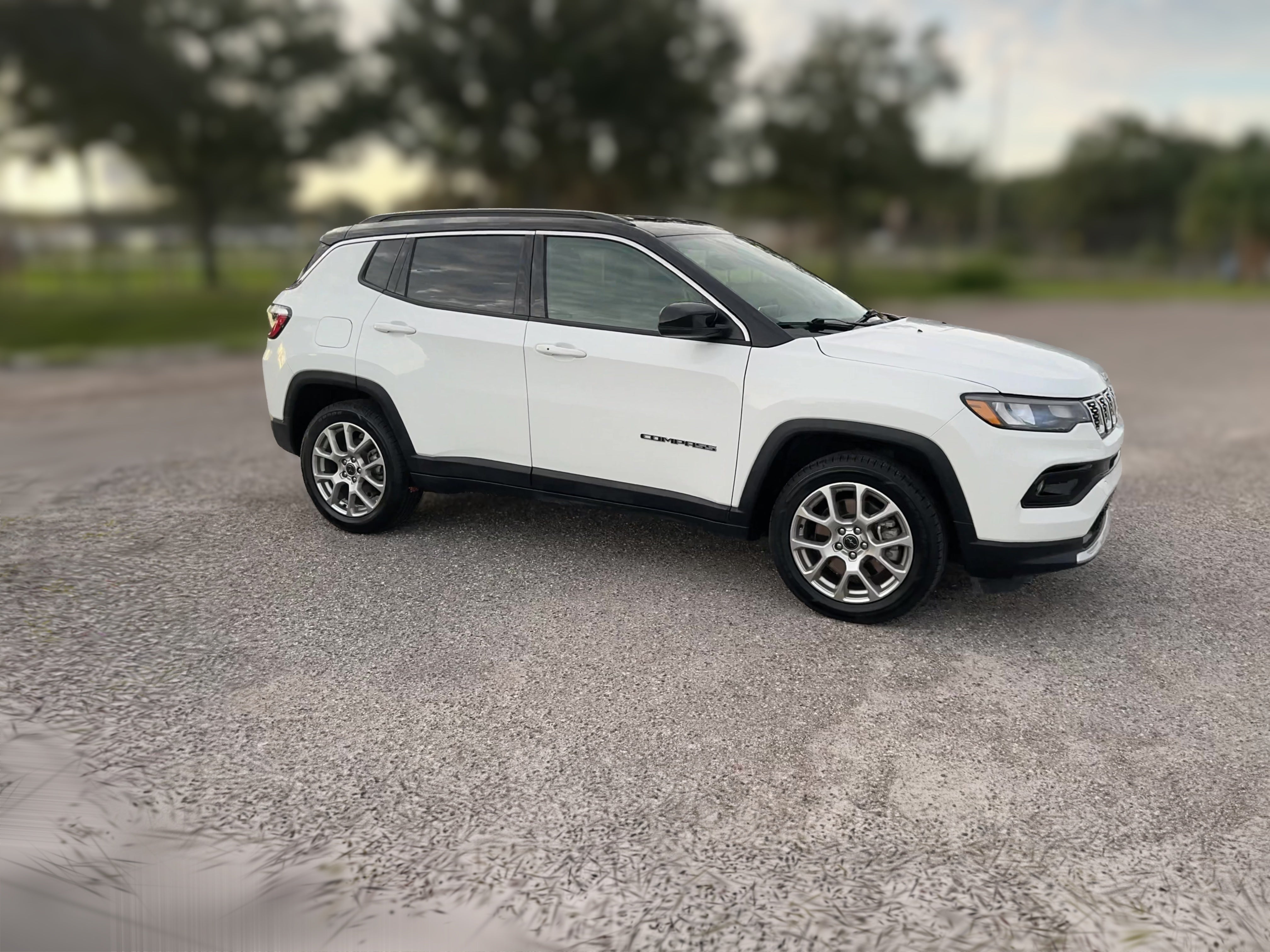 2025 Jeep Compass Limited - Photo 33