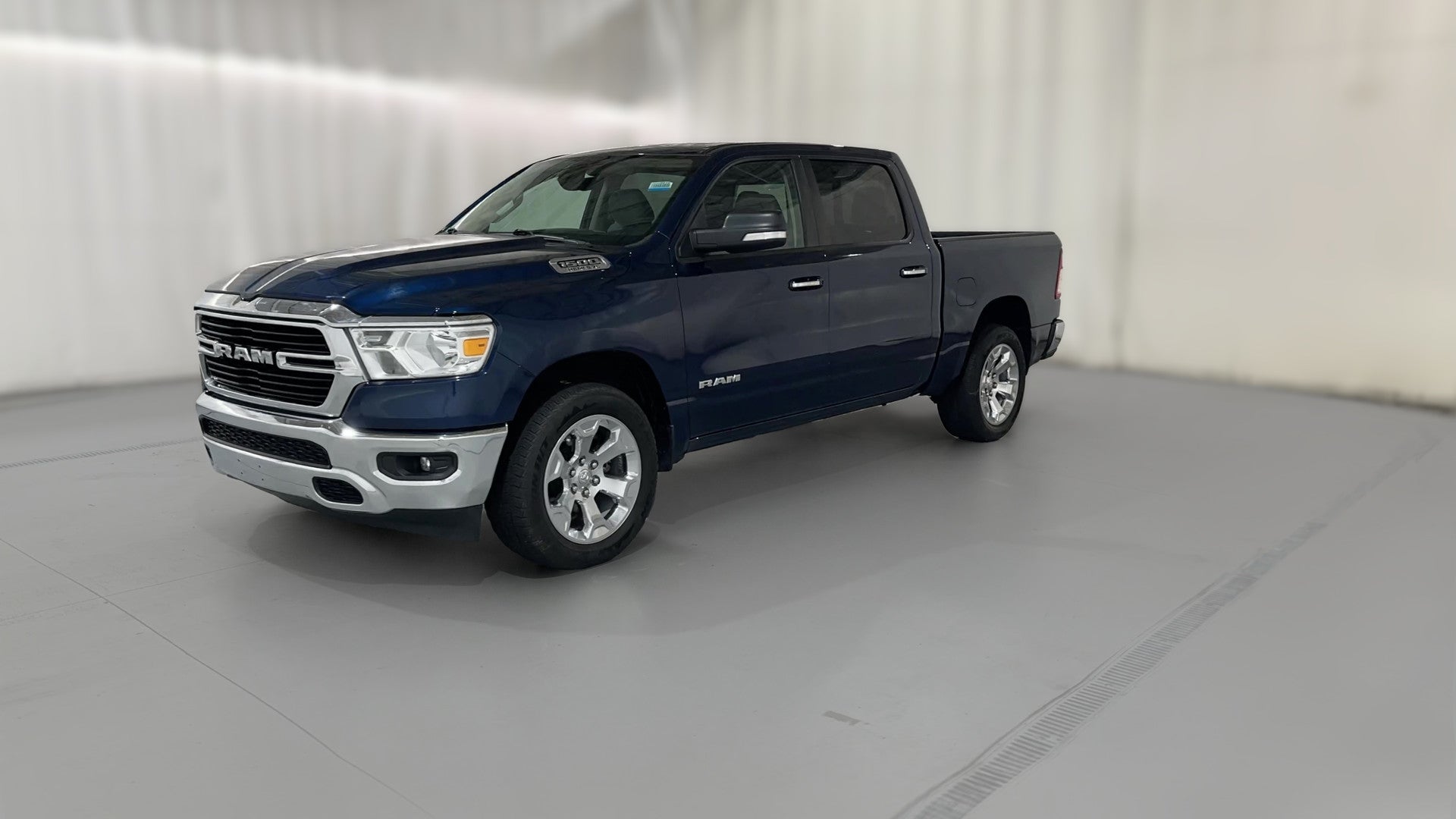 2020 Ram 1500 Crew Cab vehicle photo