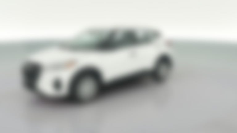 2025 Nissan Kicks Play vehicle photo