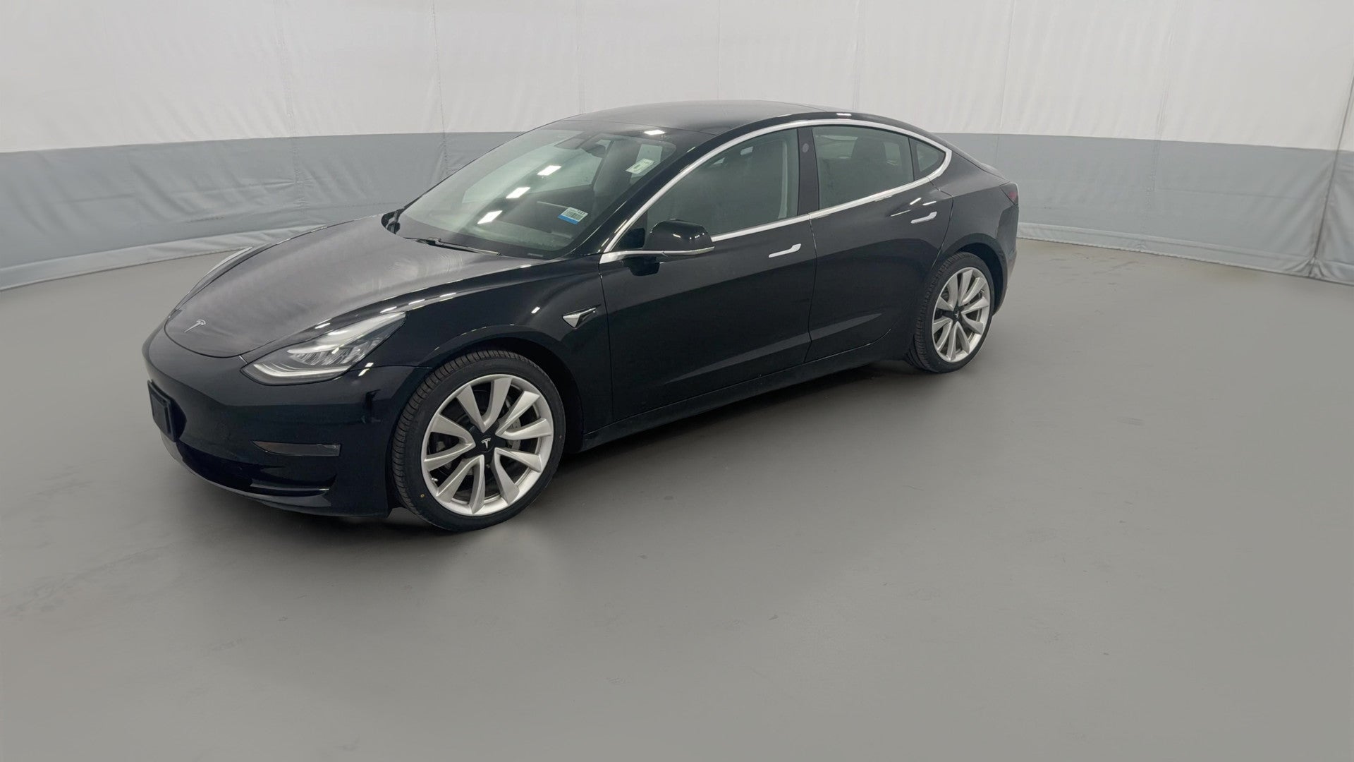 2020 Tesla Model 3 vehicle photo