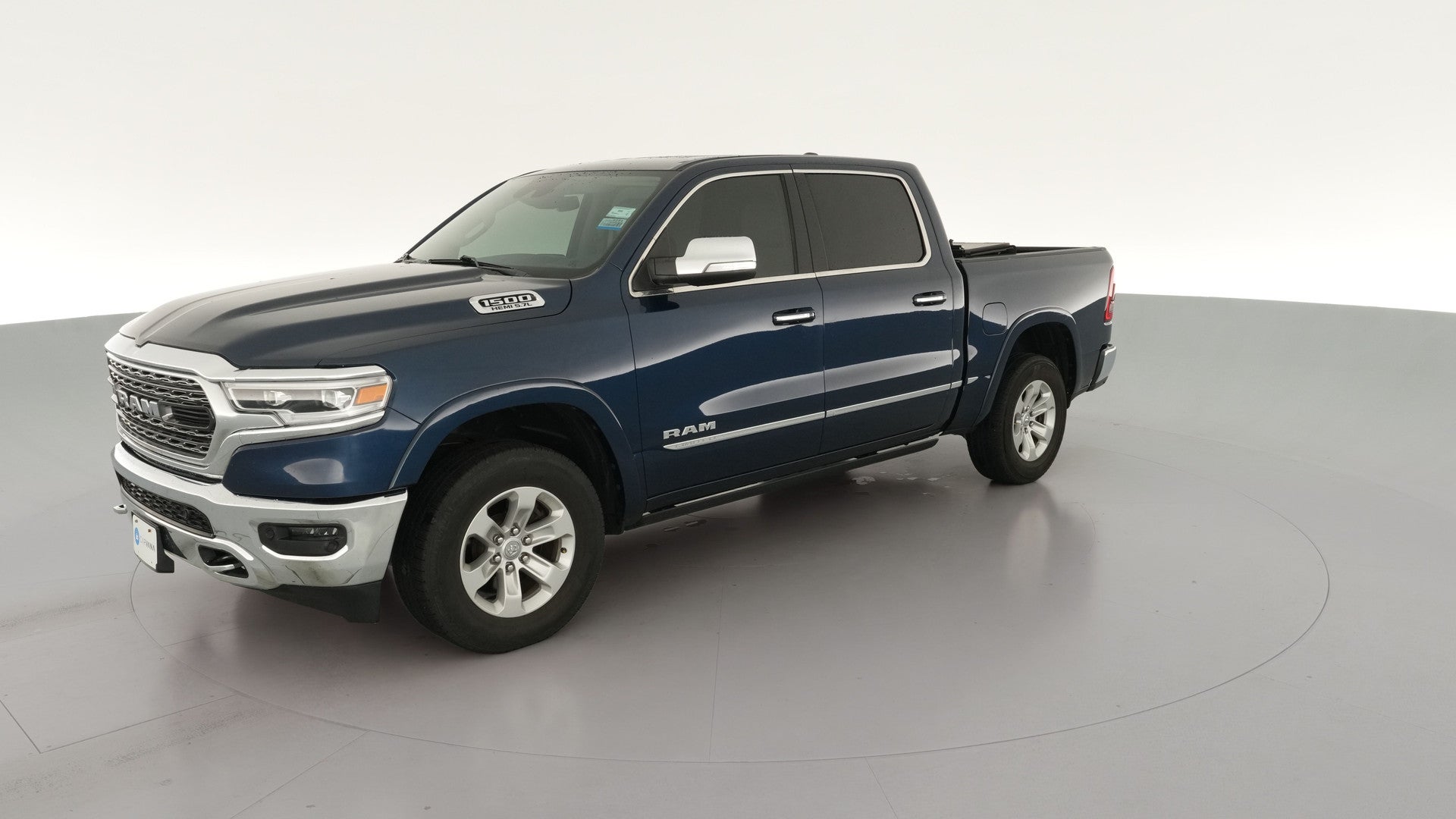 2019 Ram 1500 Crew Cab vehicle photo