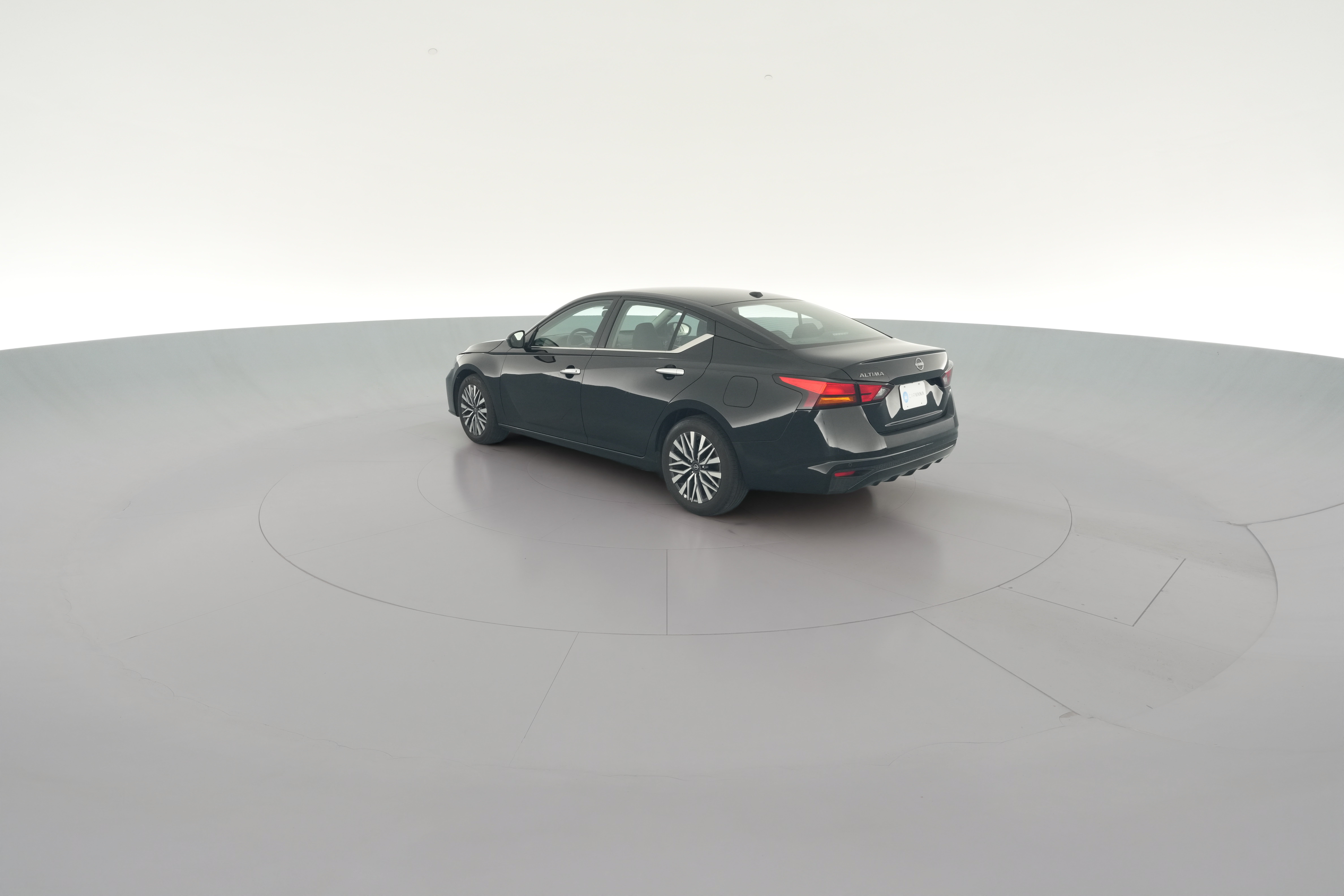 2025 Nissan Altima SV - Photo 29