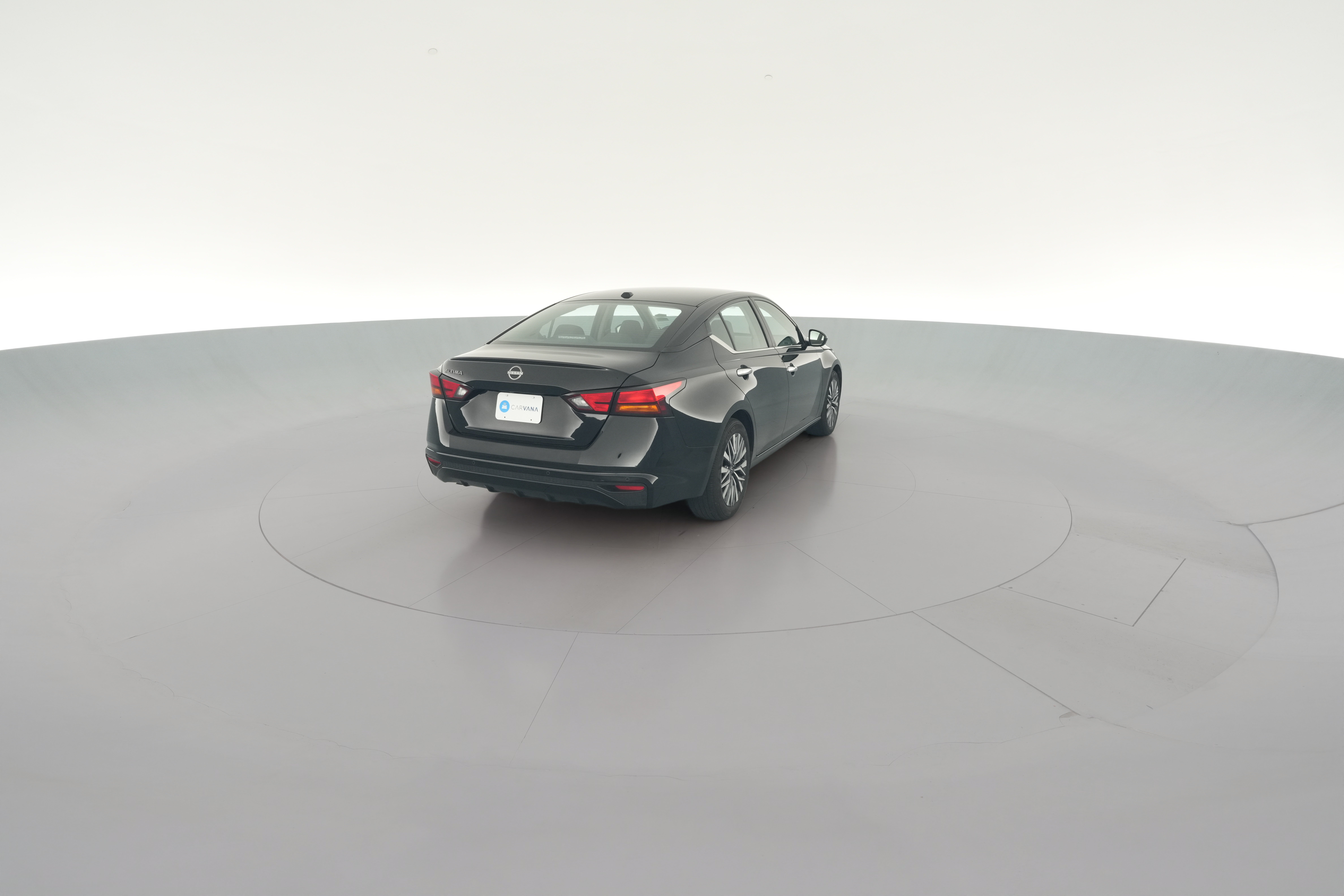 2025 Nissan Altima SV - Photo 32