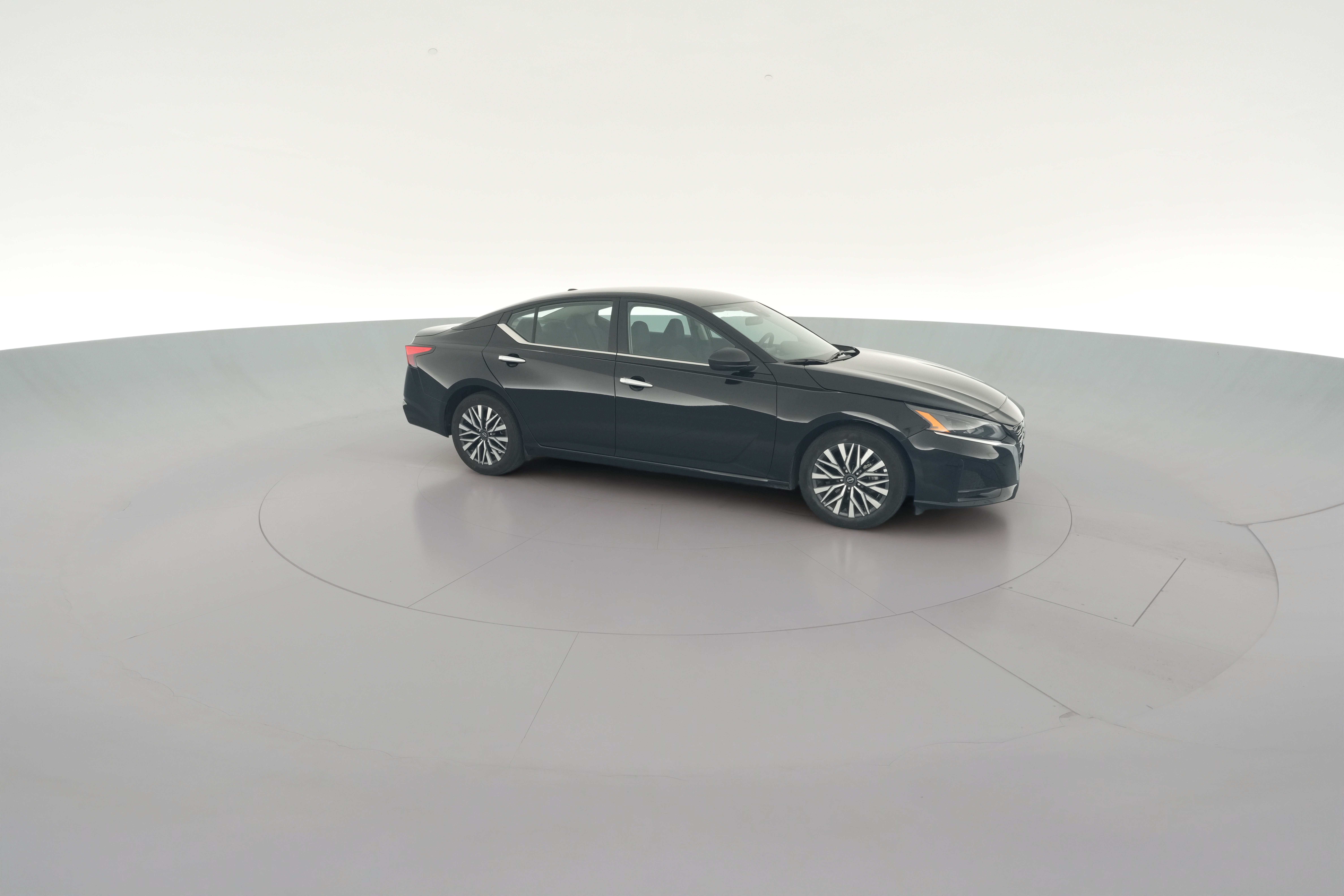 2025 Nissan Altima SV - Photo 36