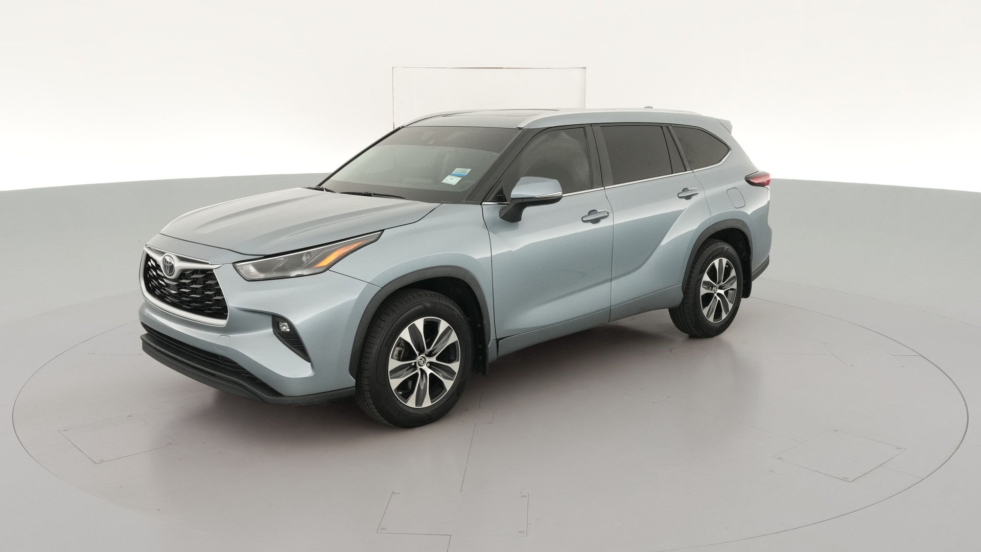 2024 Toyota Highlander vehicle photo