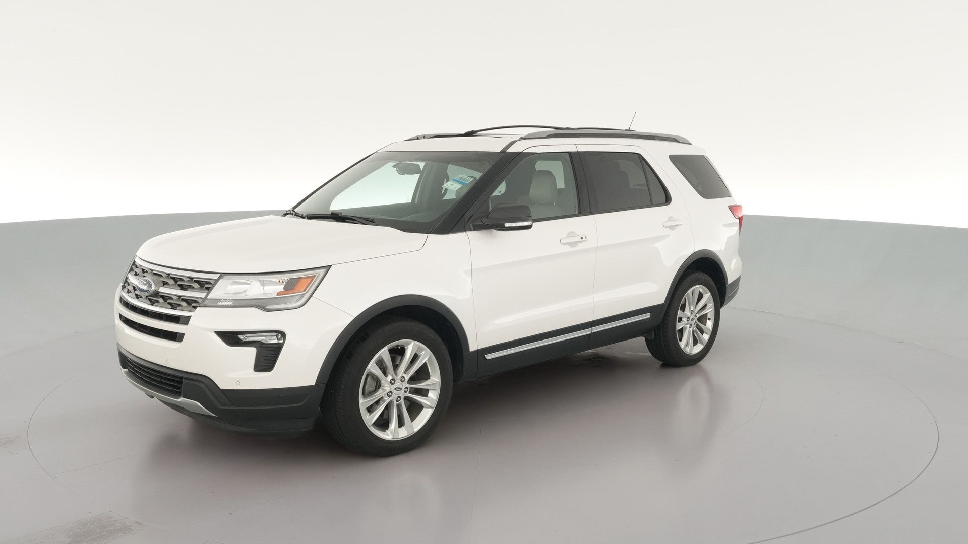 2019 Ford Explorer vehicle photo