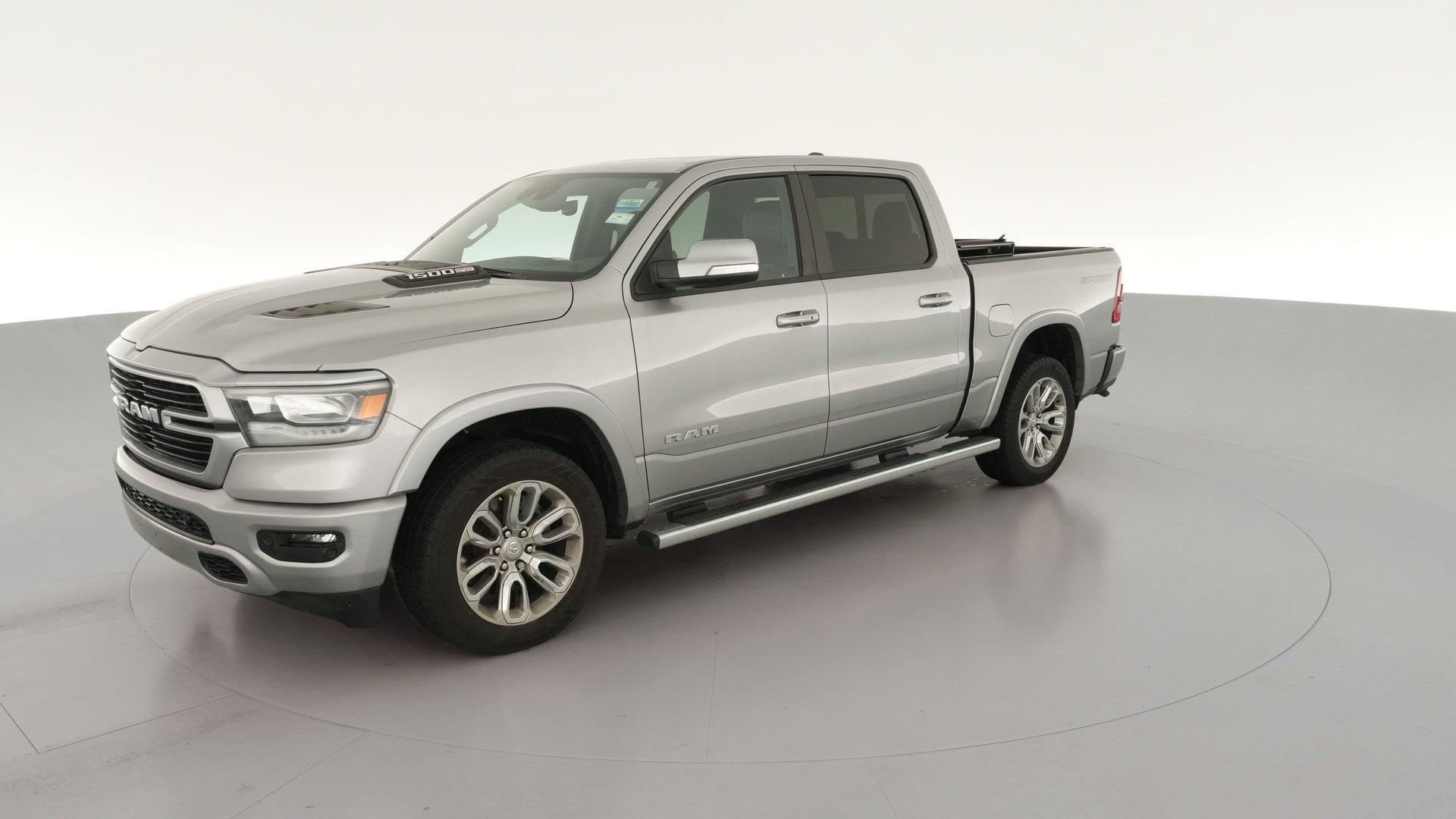 2022 Ram 1500 Crew Cab vehicle photo