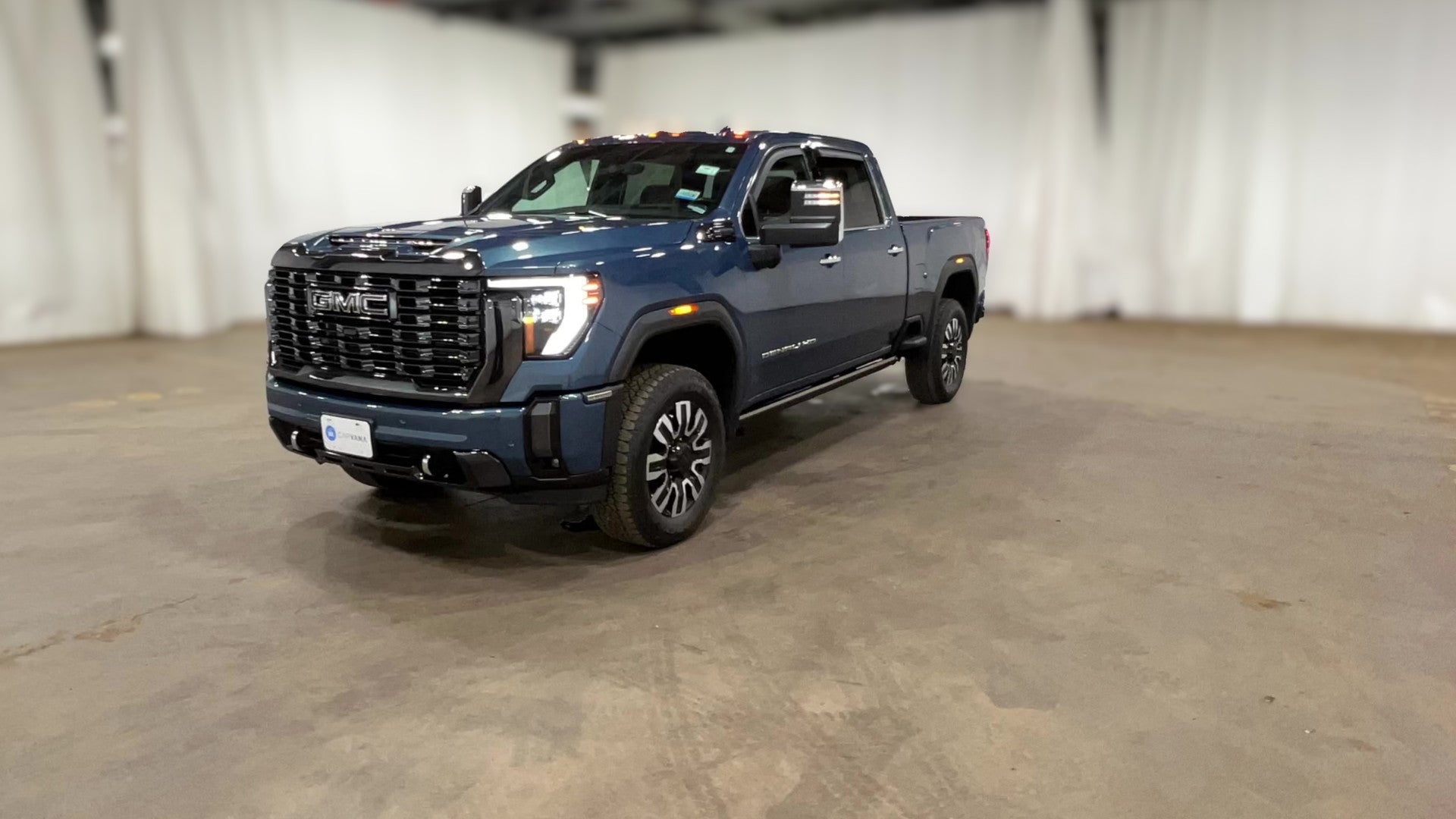 2024 GMC Sierra 2500 HD Crew Cab vehicle photo