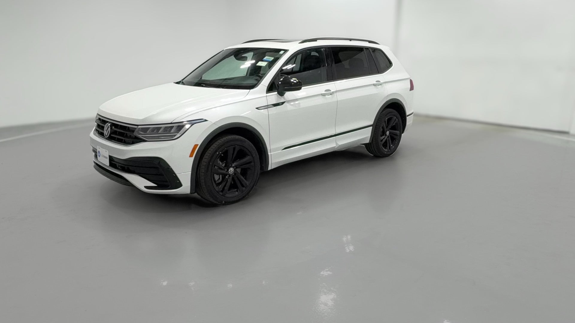2023 Volkswagen Tiguan vehicle photo