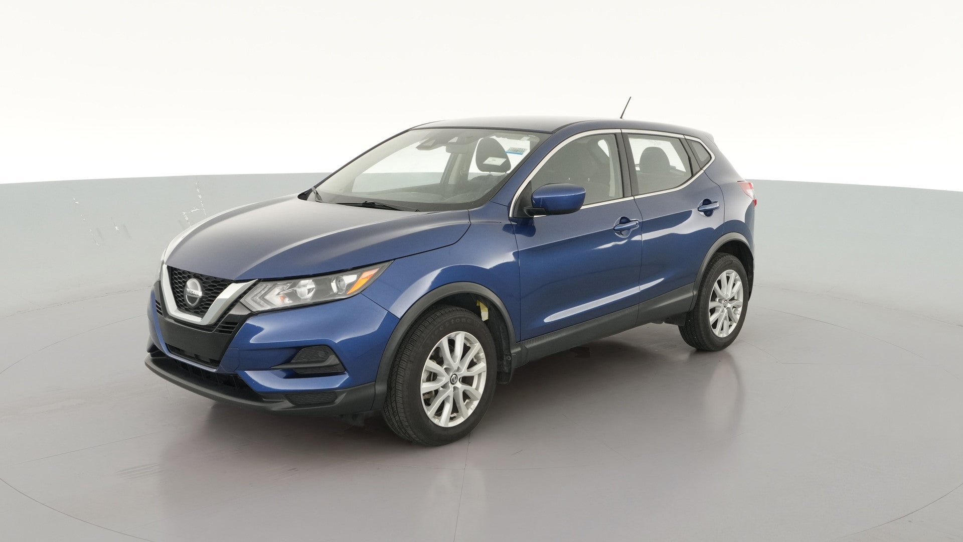 2022 Nissan Rogue Sport vehicle photo