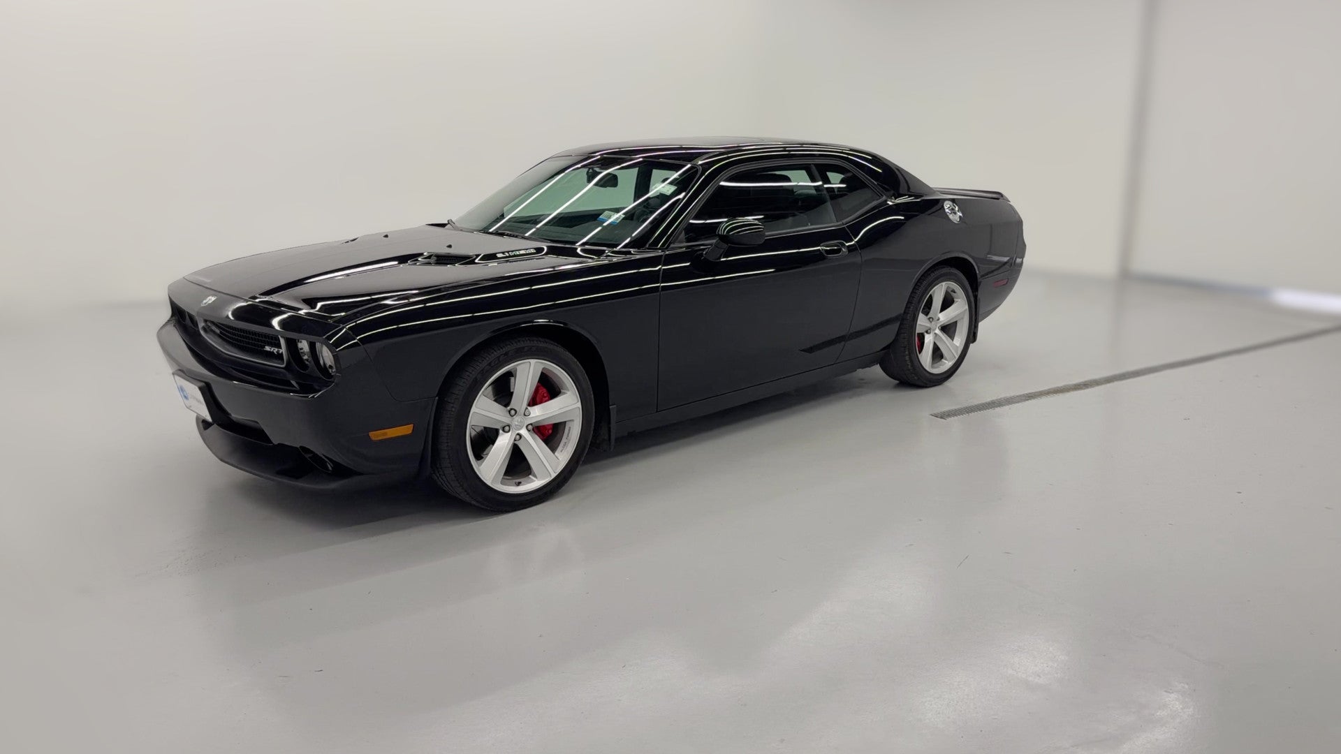 2010 Dodge Challenger vehicle photo