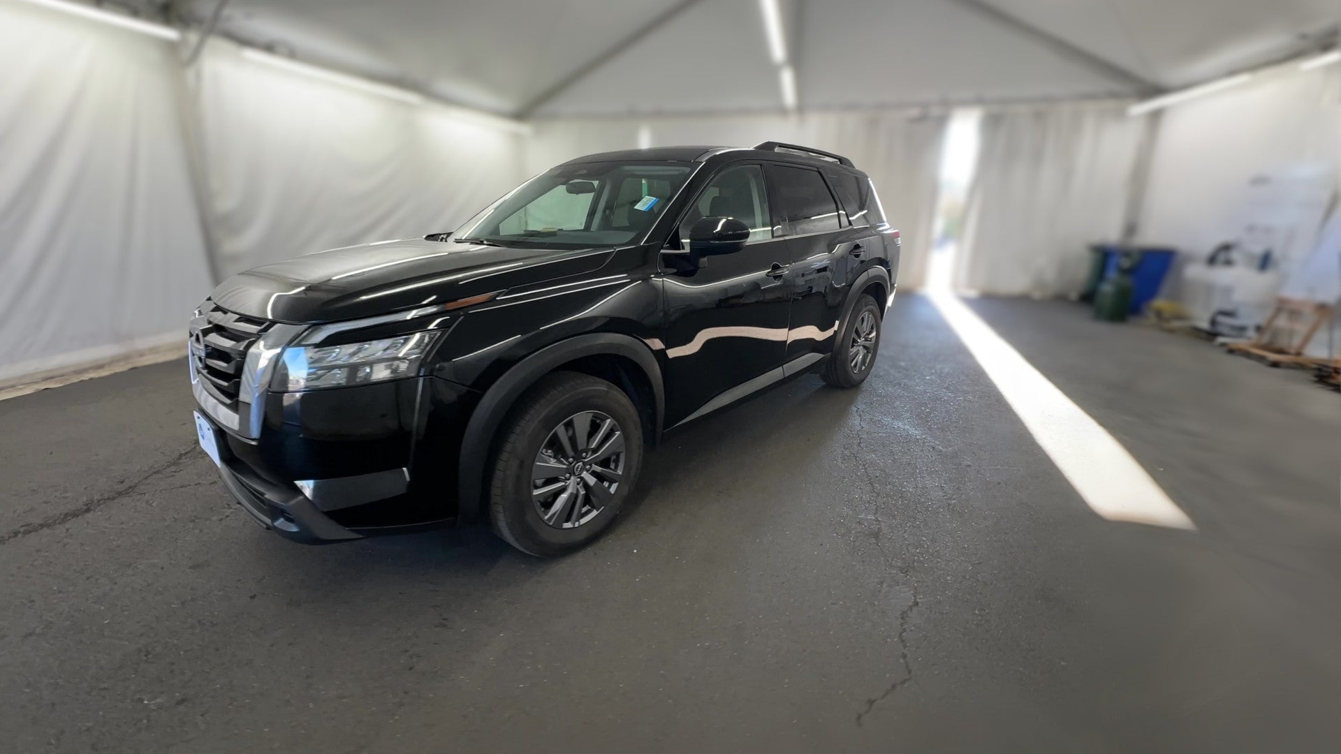 2024 Nissan Pathfinder vehicle photo