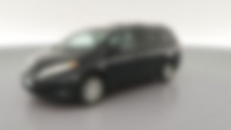 2017 Toyota Sienna vehicle photo