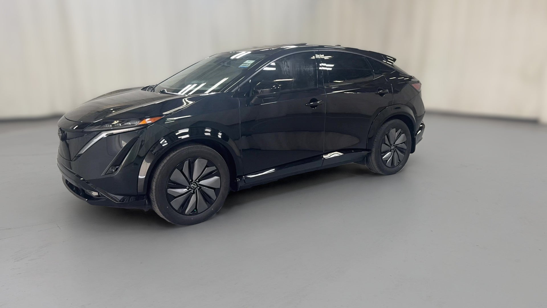 2024 Nissan ARIYA vehicle photo
