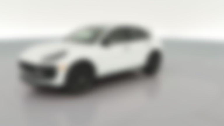 2023 Porsche Macan vehicle photo
