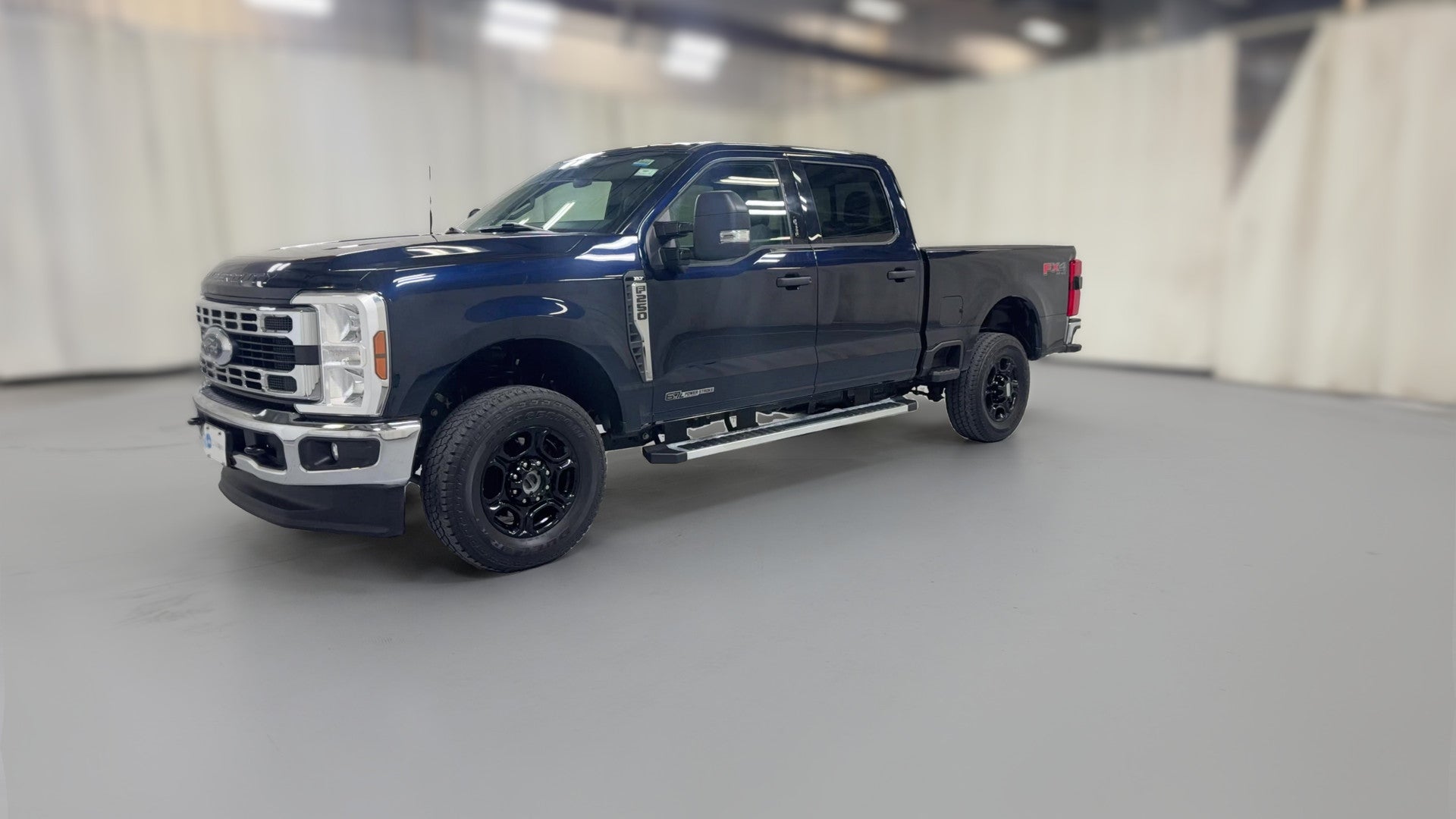 2024 Ford F250 Super Duty Crew Cab vehicle photo