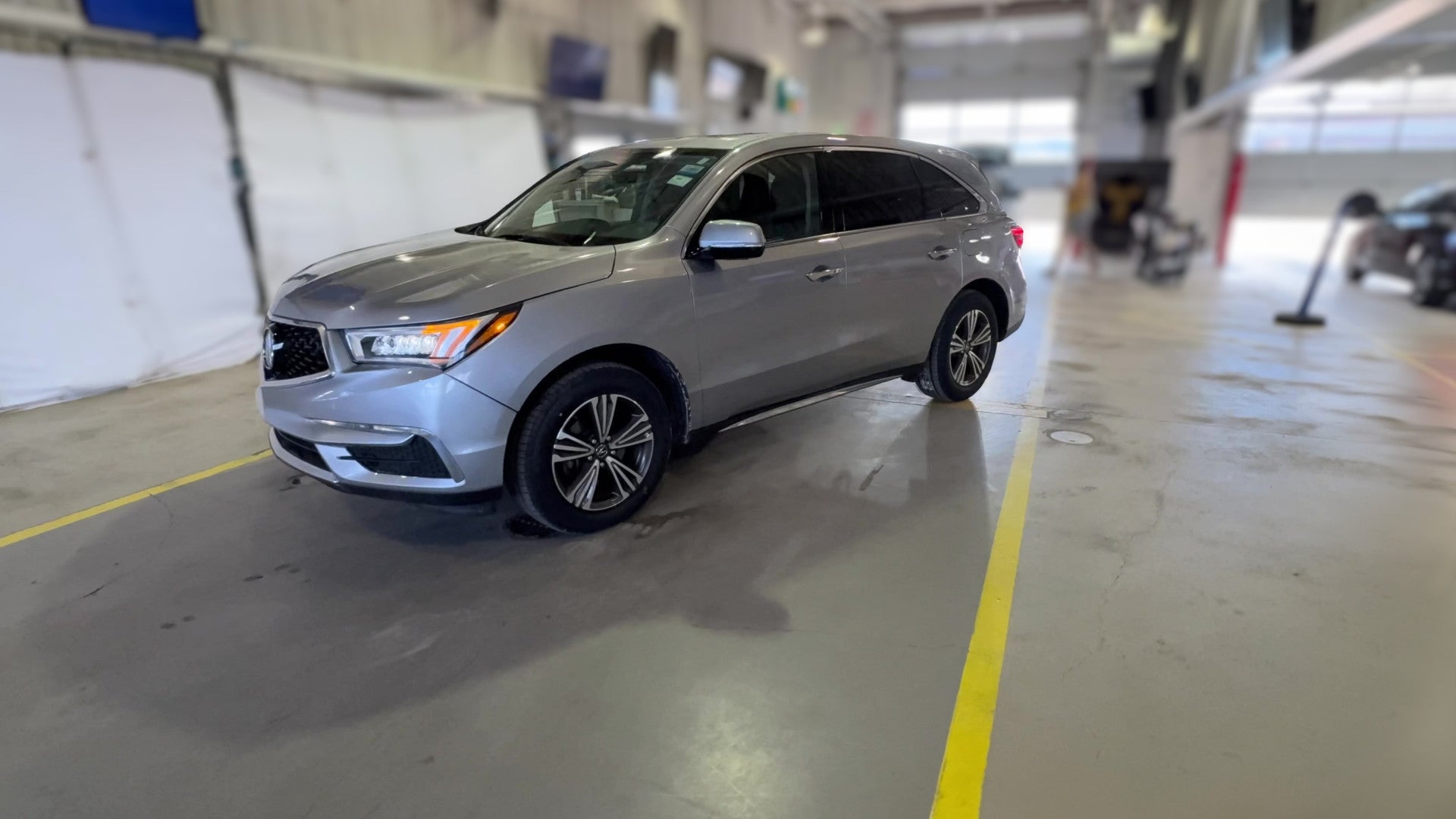 2018 Acura MDX vehicle photo