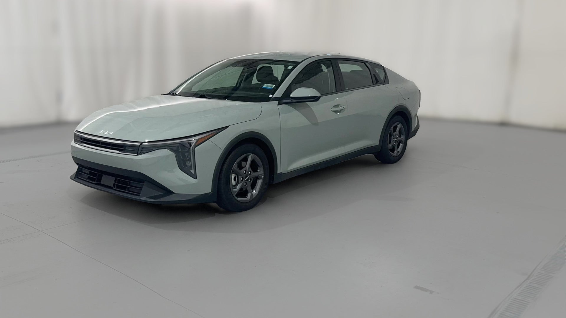 2025 Kia K4 vehicle photo