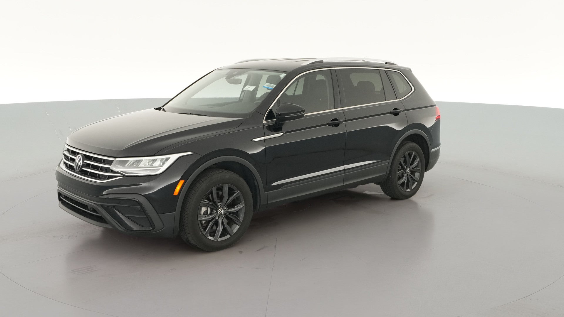 2024 Volkswagen Tiguan vehicle photo