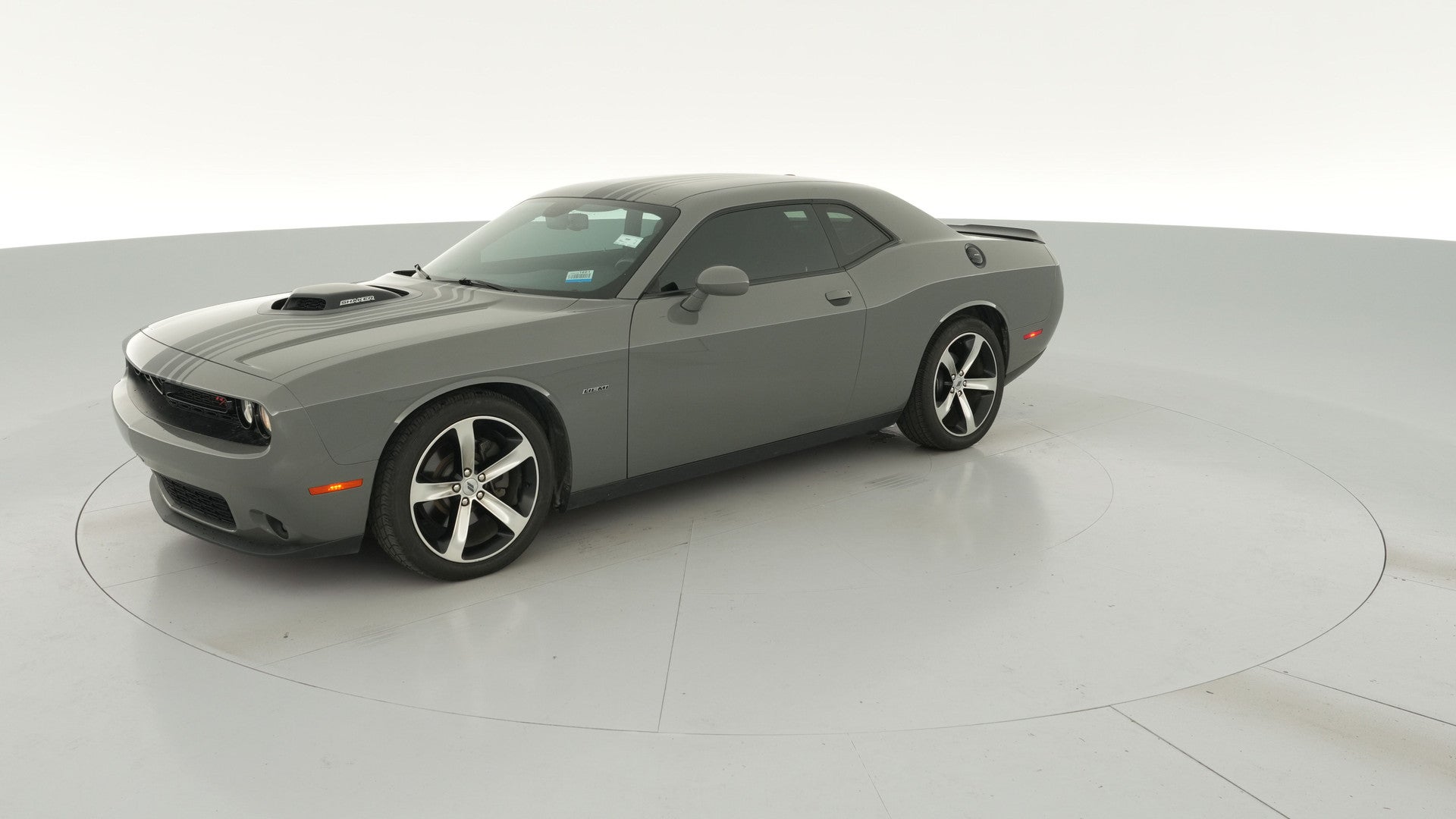 2018 Dodge Challenger vehicle photo