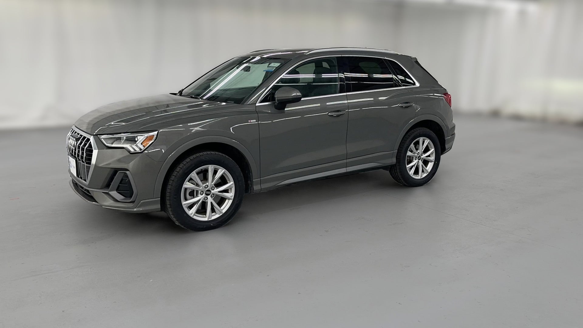 2025 Audi Q3 vehicle photo