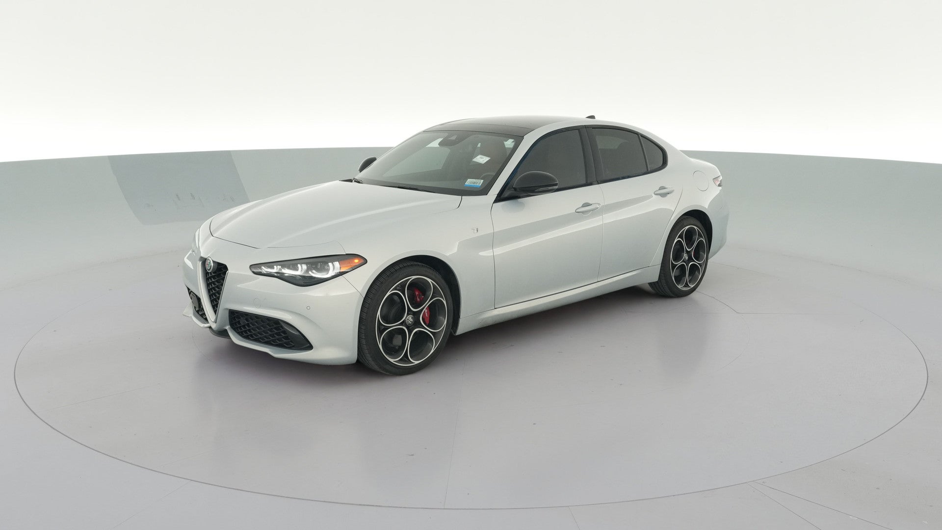 2024 Alfa Romeo Giulia vehicle photo