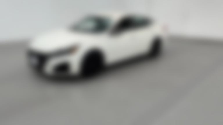 2025 Nissan Altima vehicle photo