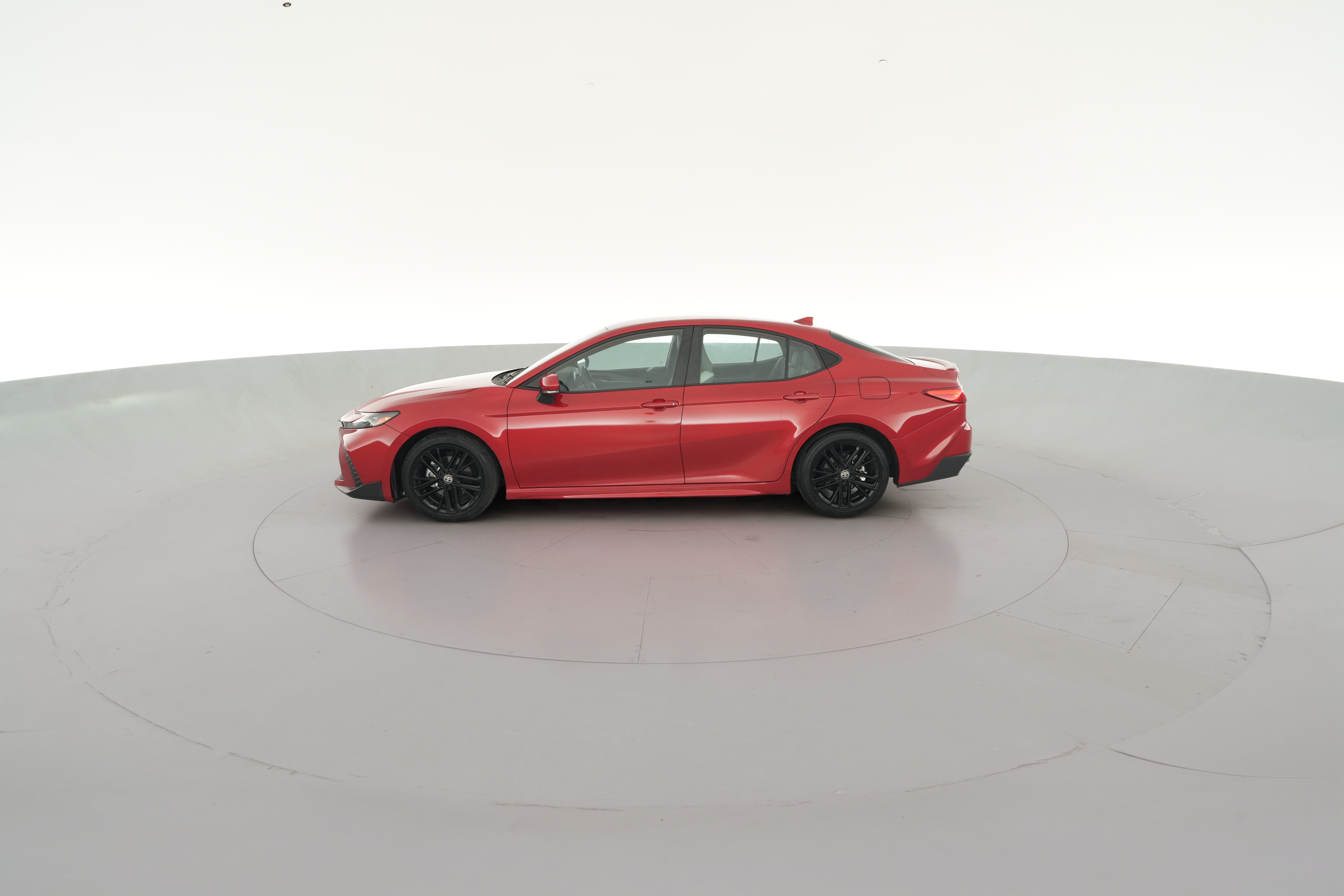 2025 Toyota Camry SE - Photo 25