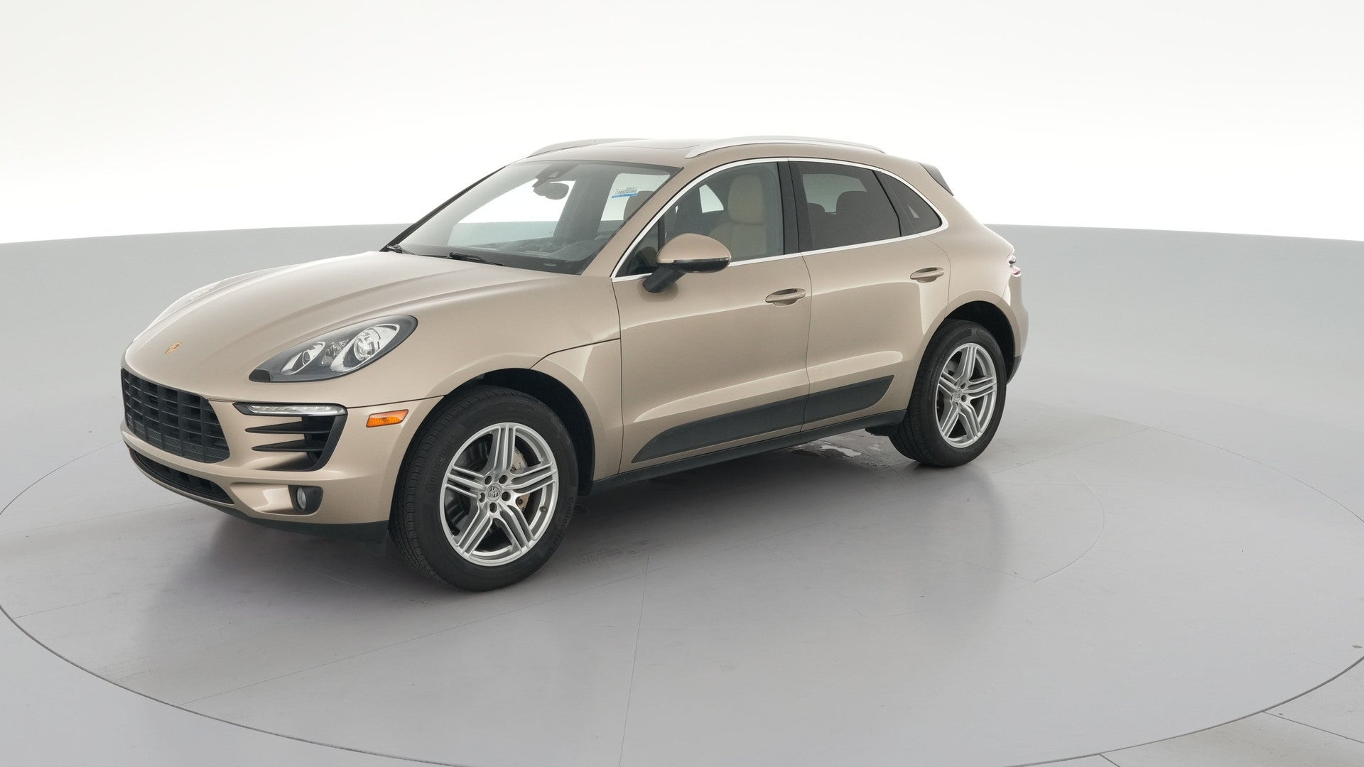 2017 Porsche Macan vehicle photo