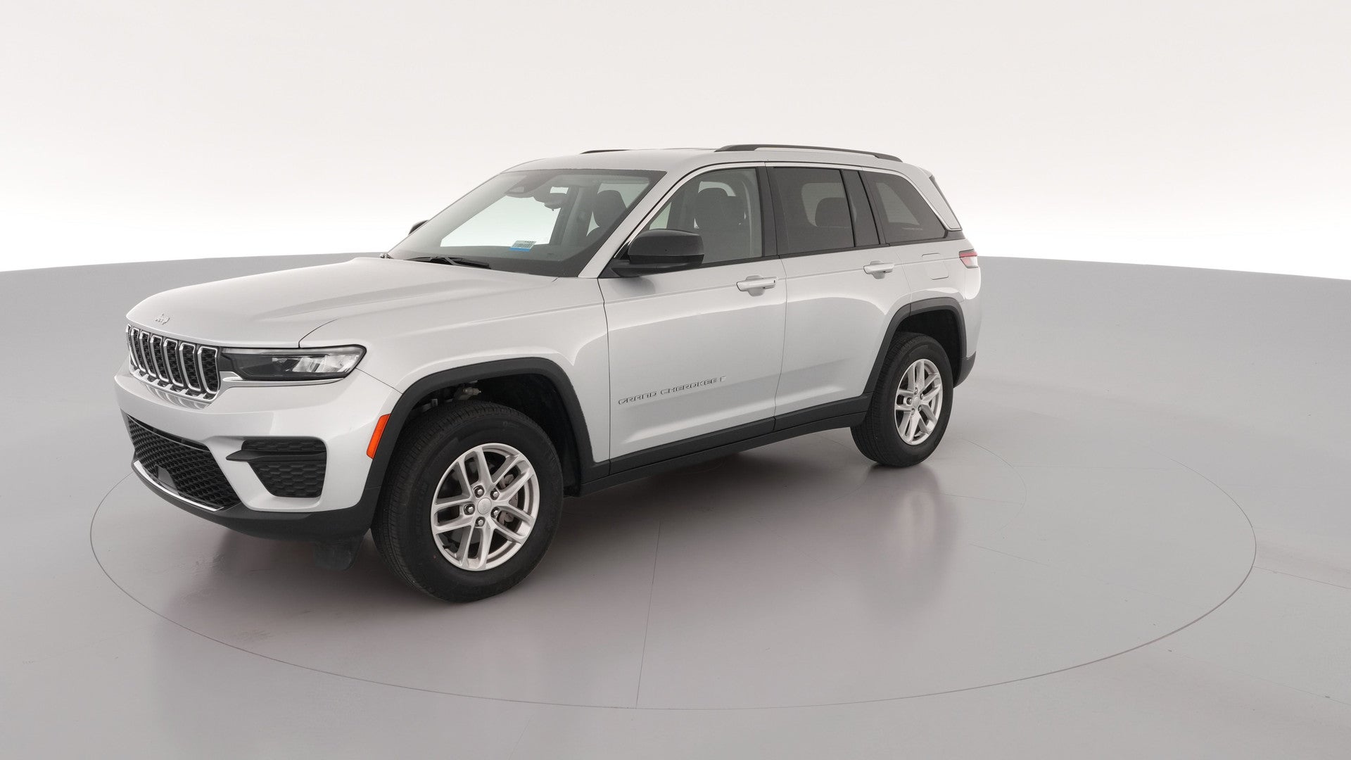 2023 Jeep Grand Cherokee vehicle photo