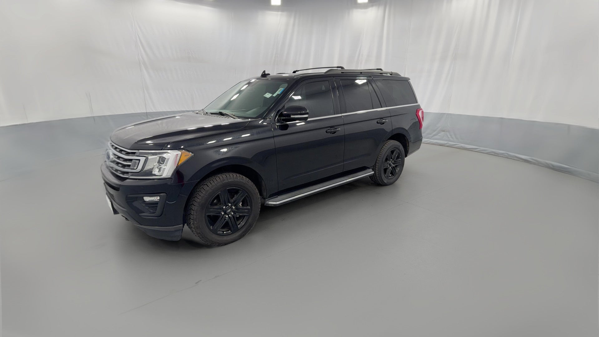 2021 Ford Expedition vehicle photo