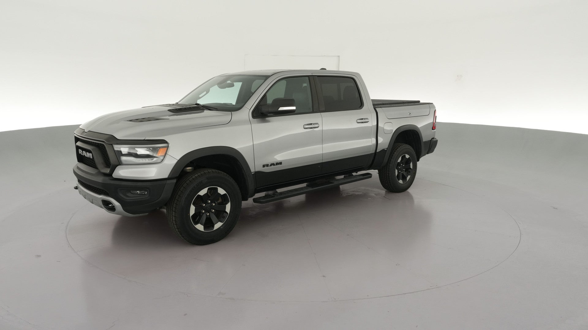 2020 Ram 1500 Crew Cab vehicle photo