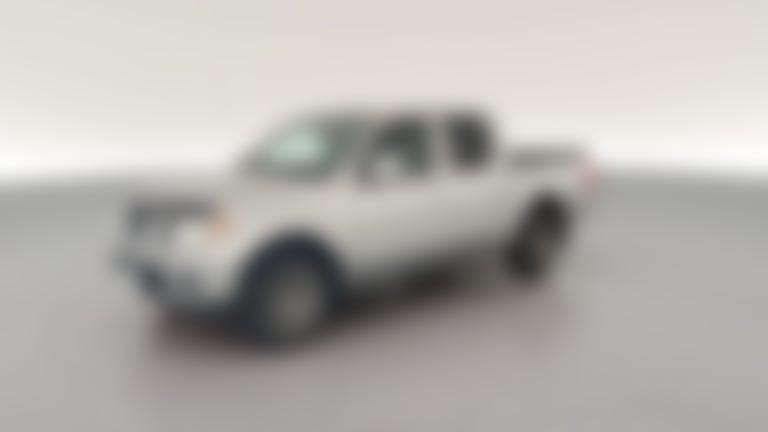 2015 Nissan Frontier Crew Cab vehicle photo