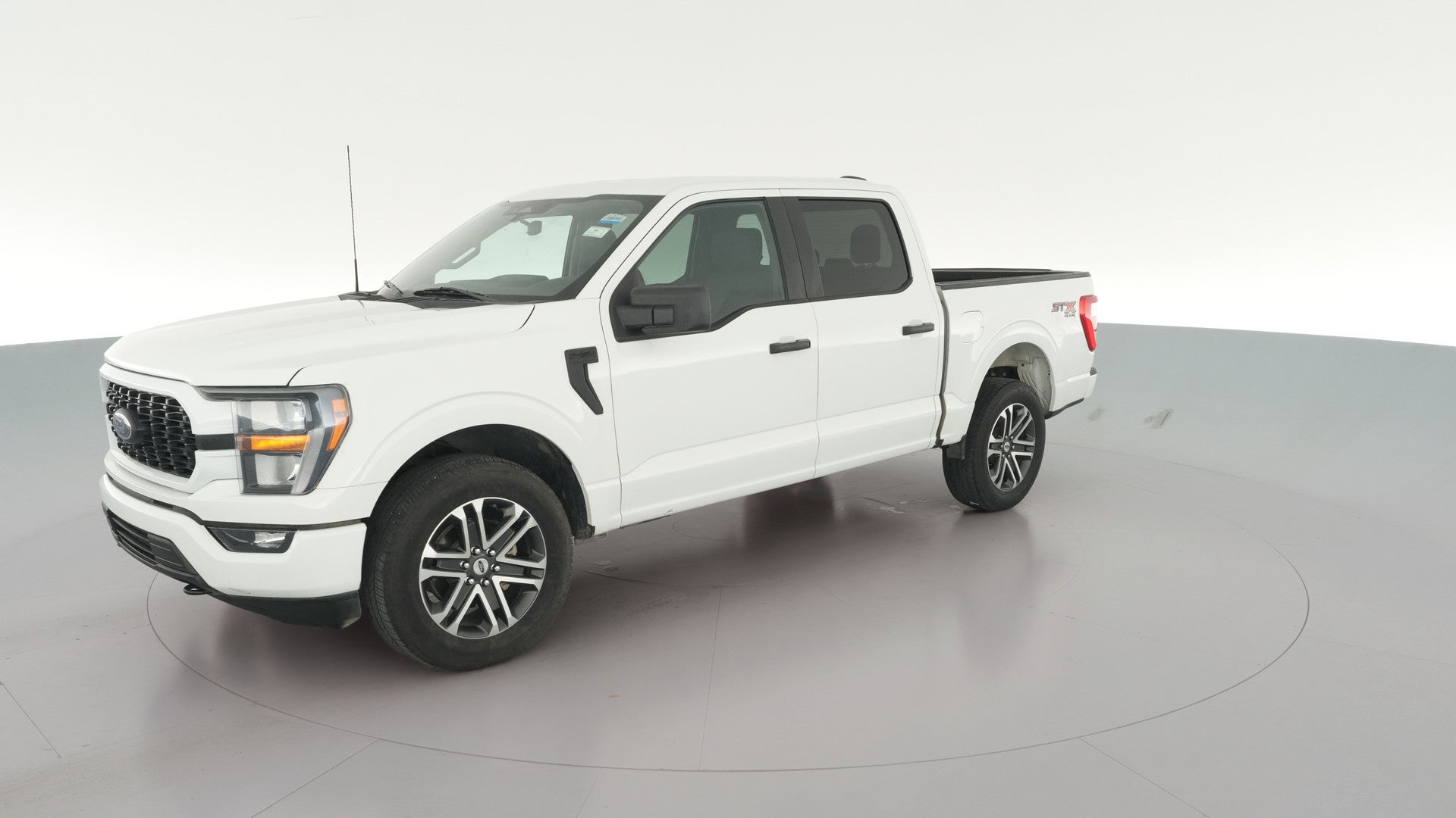 2023 Ford F150 SuperCrew Cab vehicle photo