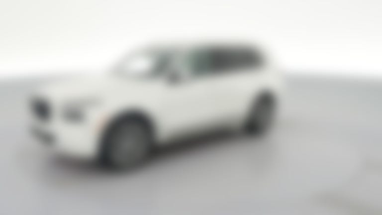 2026 BMW X7 vehicle photo