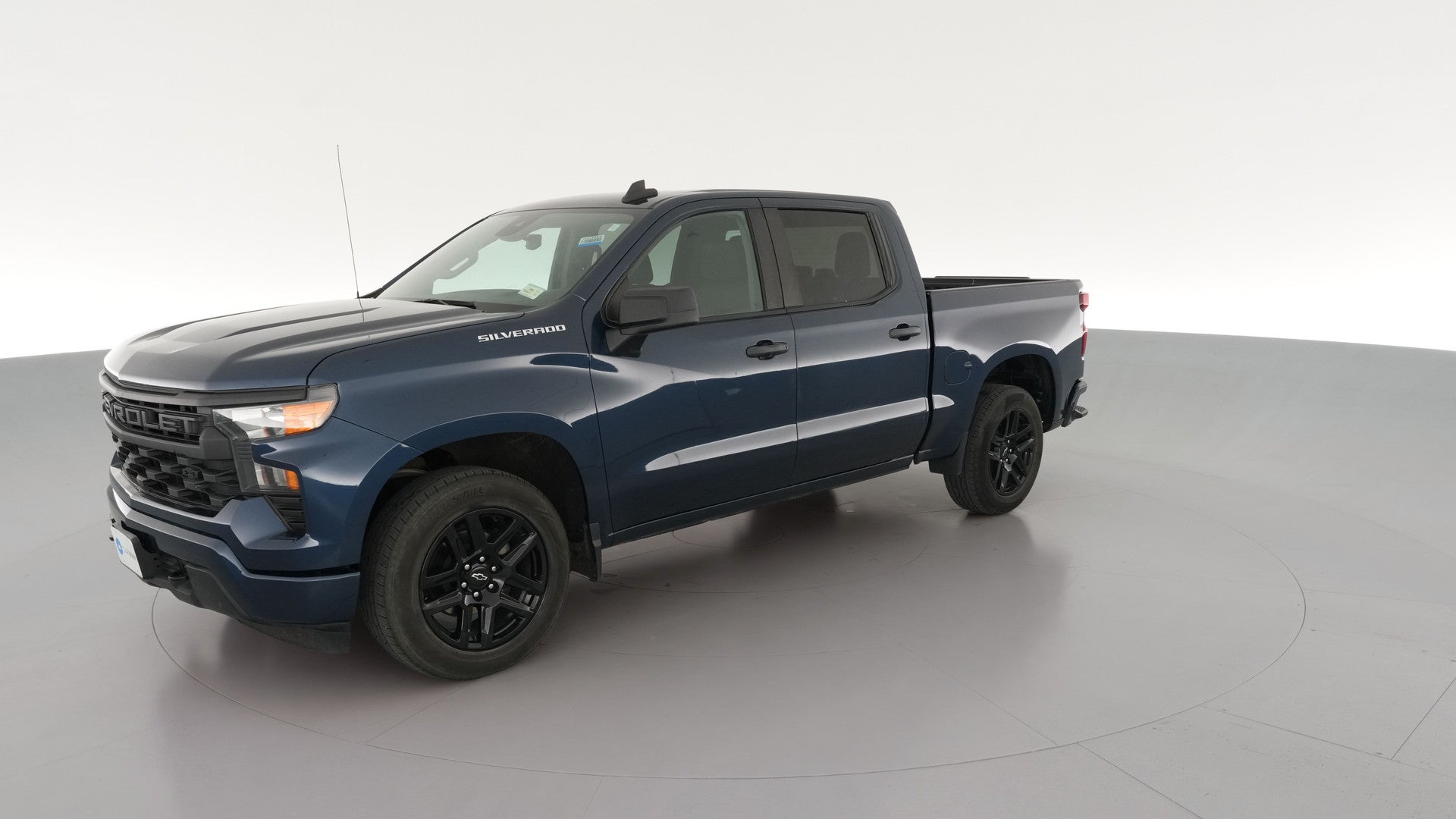 2022 Chevrolet Silverado 1500 Crew Cab vehicle photo