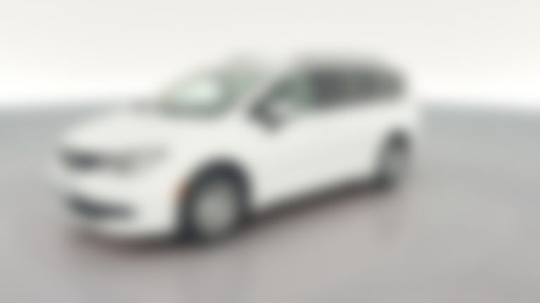 2021 Chrysler Voyager vehicle photo