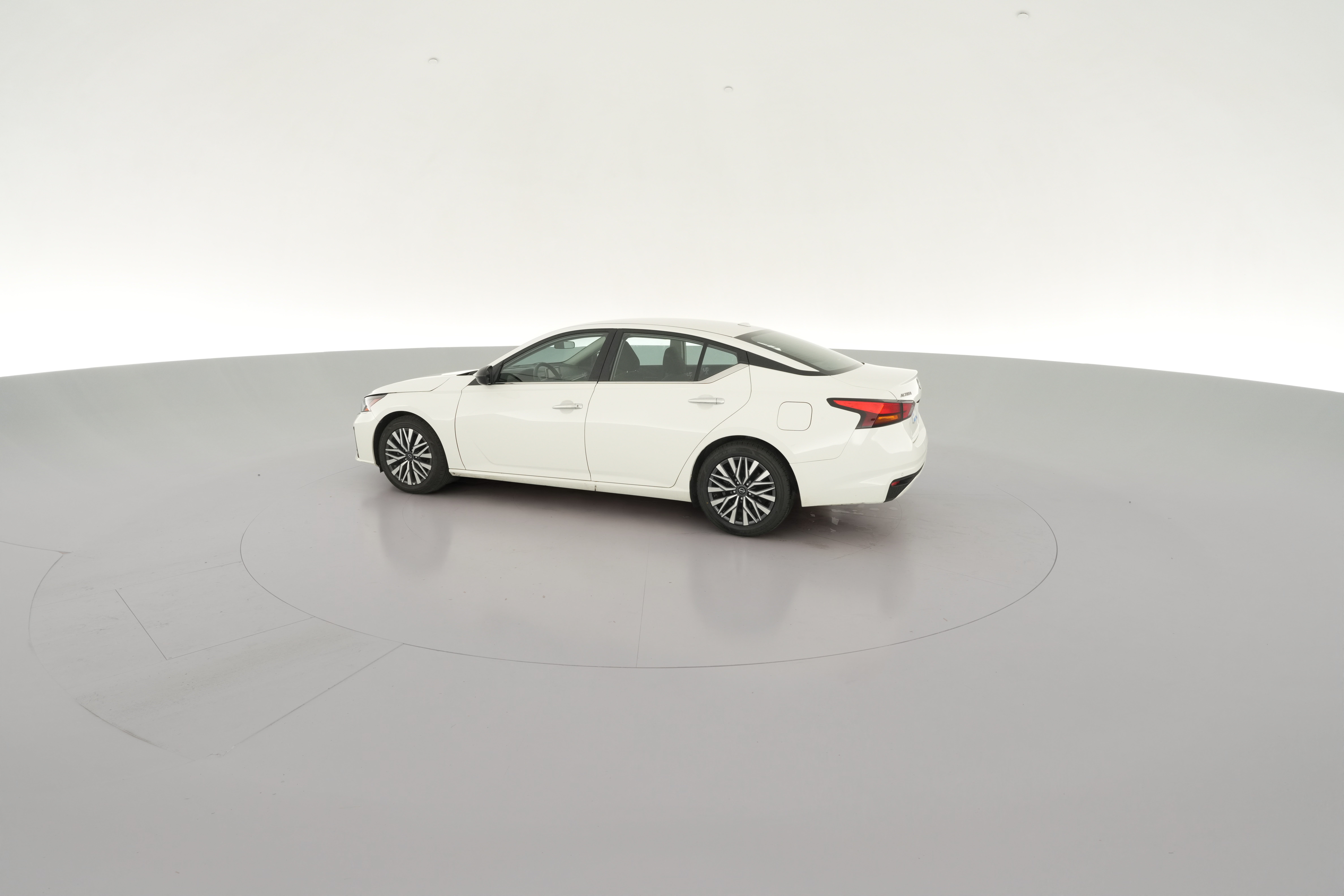 2025 Nissan Altima SV - Photo 40