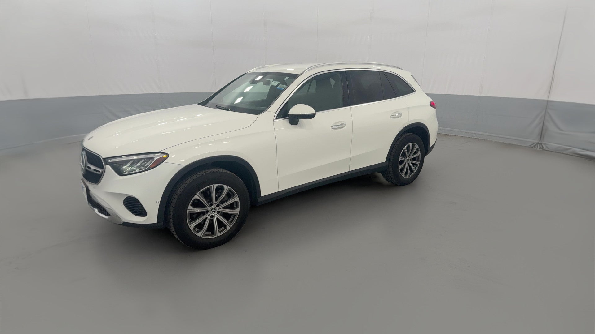 2024 Mercedes-Benz GLC vehicle photo