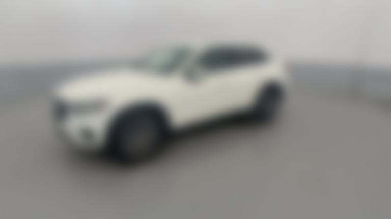 2024 Mercedes-Benz GLC vehicle photo
