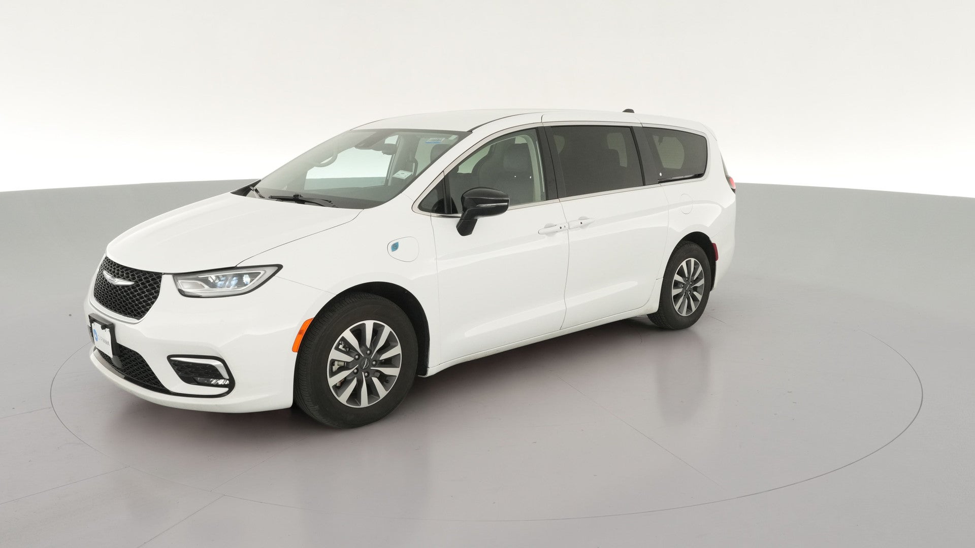 2024 Chrysler Pacifica Hybrid vehicle photo