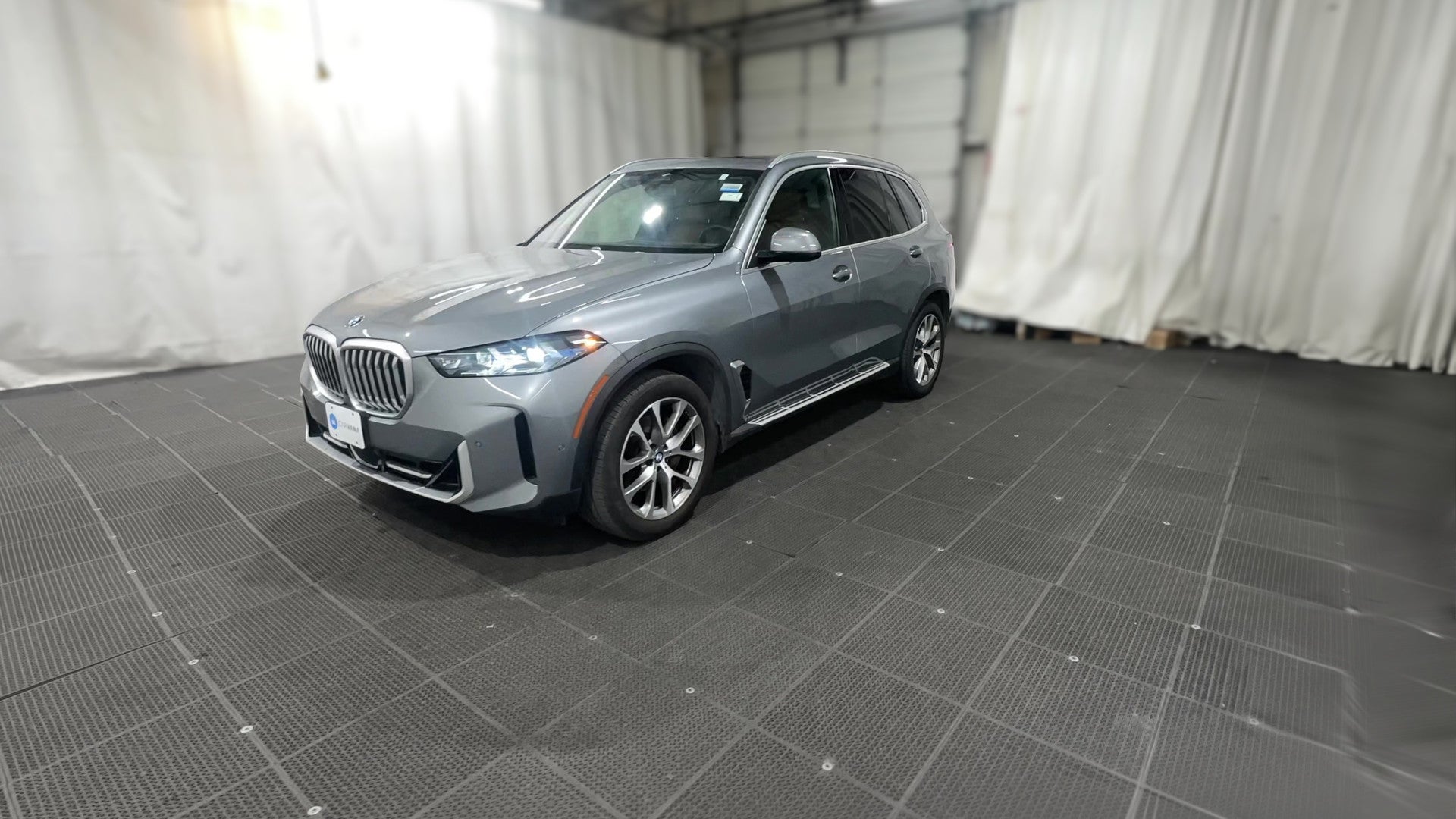 2025 BMW X5 vehicle photo
