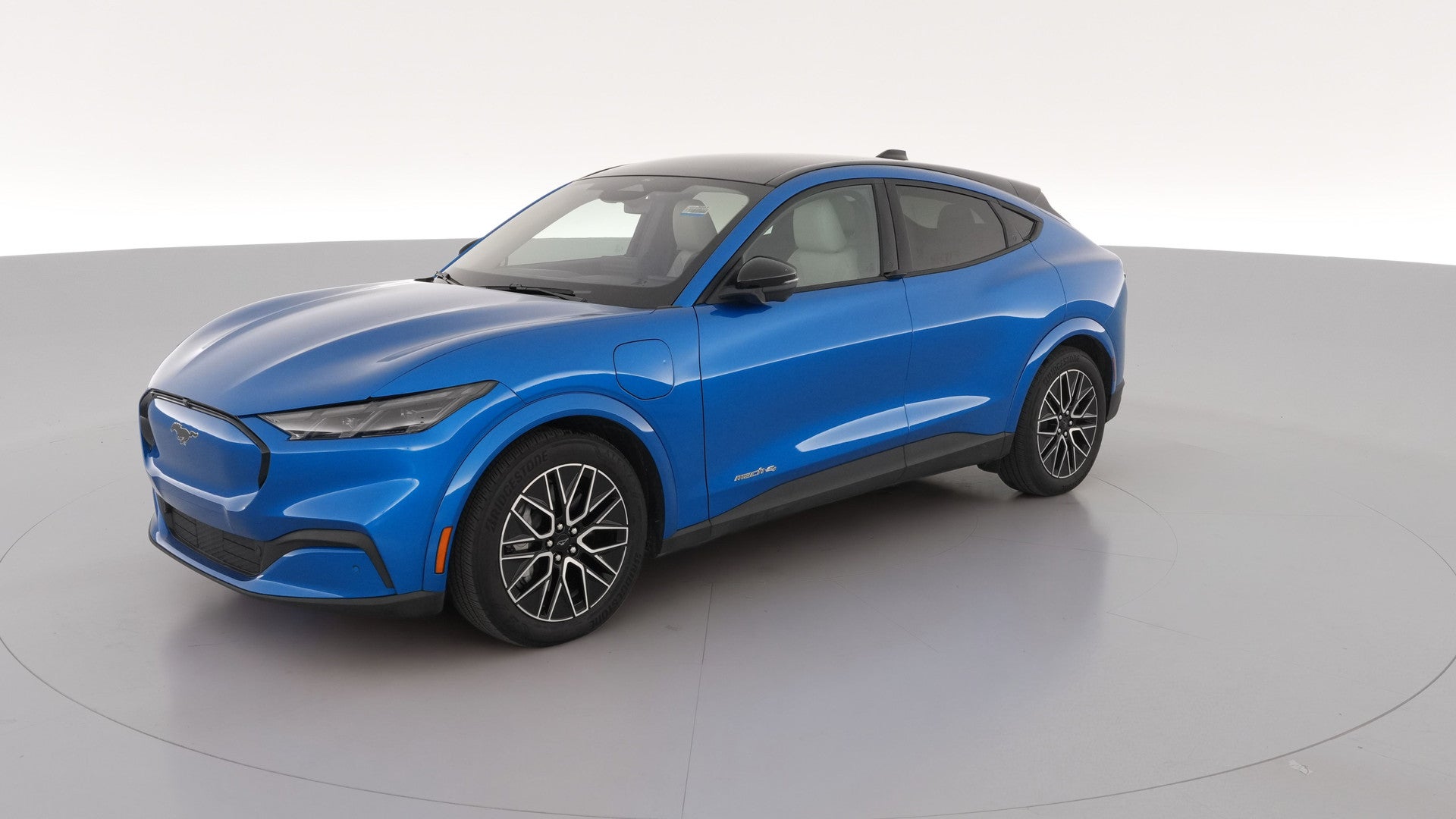 2025 Ford Mustang MACH-E vehicle photo
