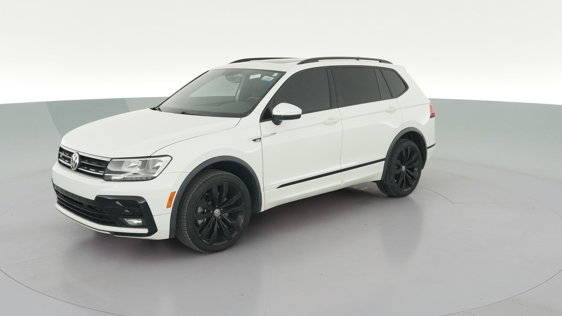 2021 Volkswagen Tiguan vehicle photo