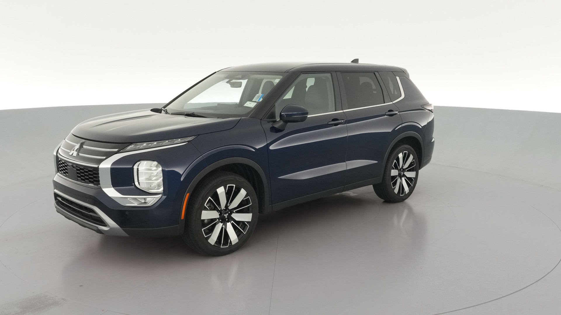 2025 Mitsubishi Outlander vehicle photo