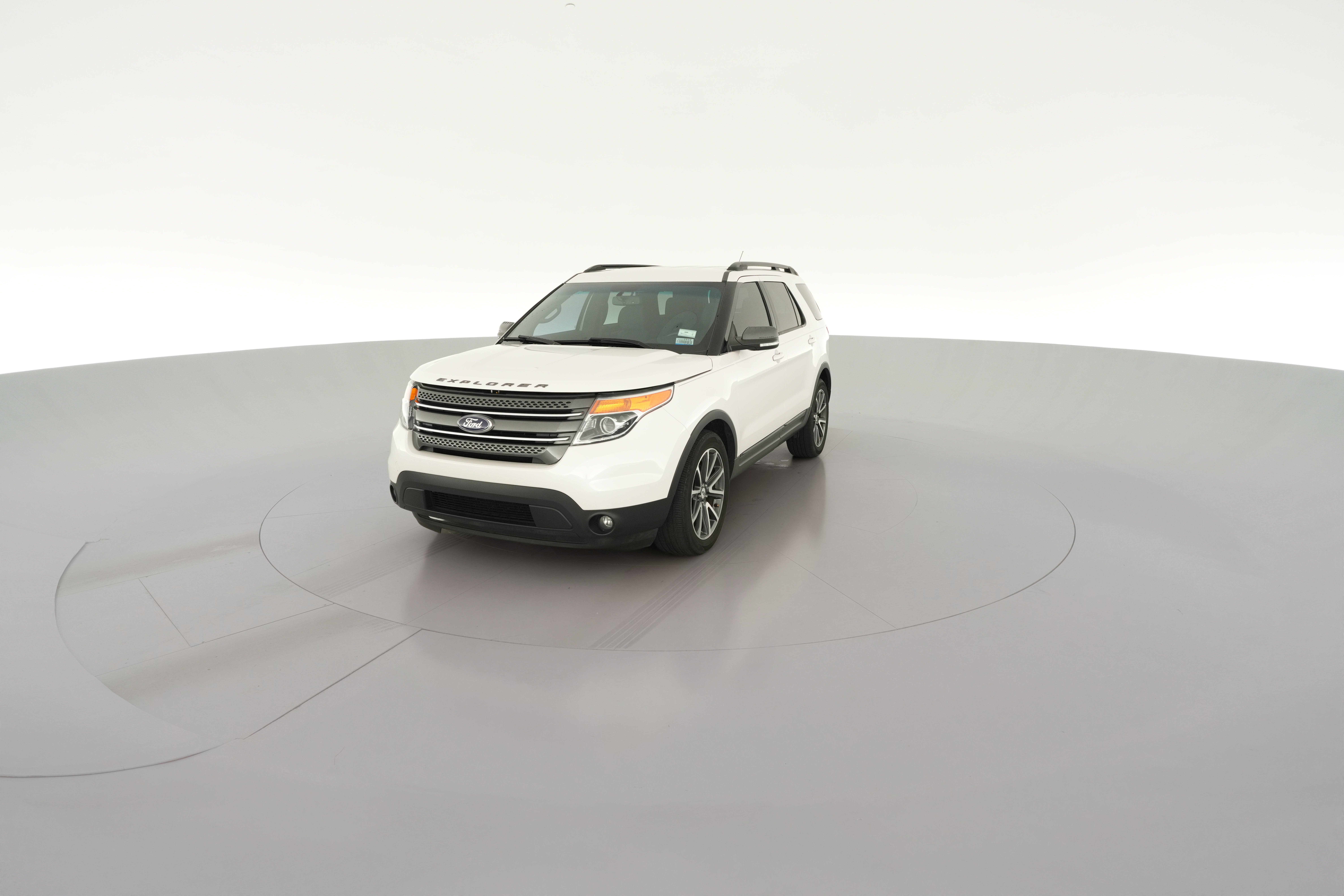 2015 Ford Explorer XLT - Photo 24