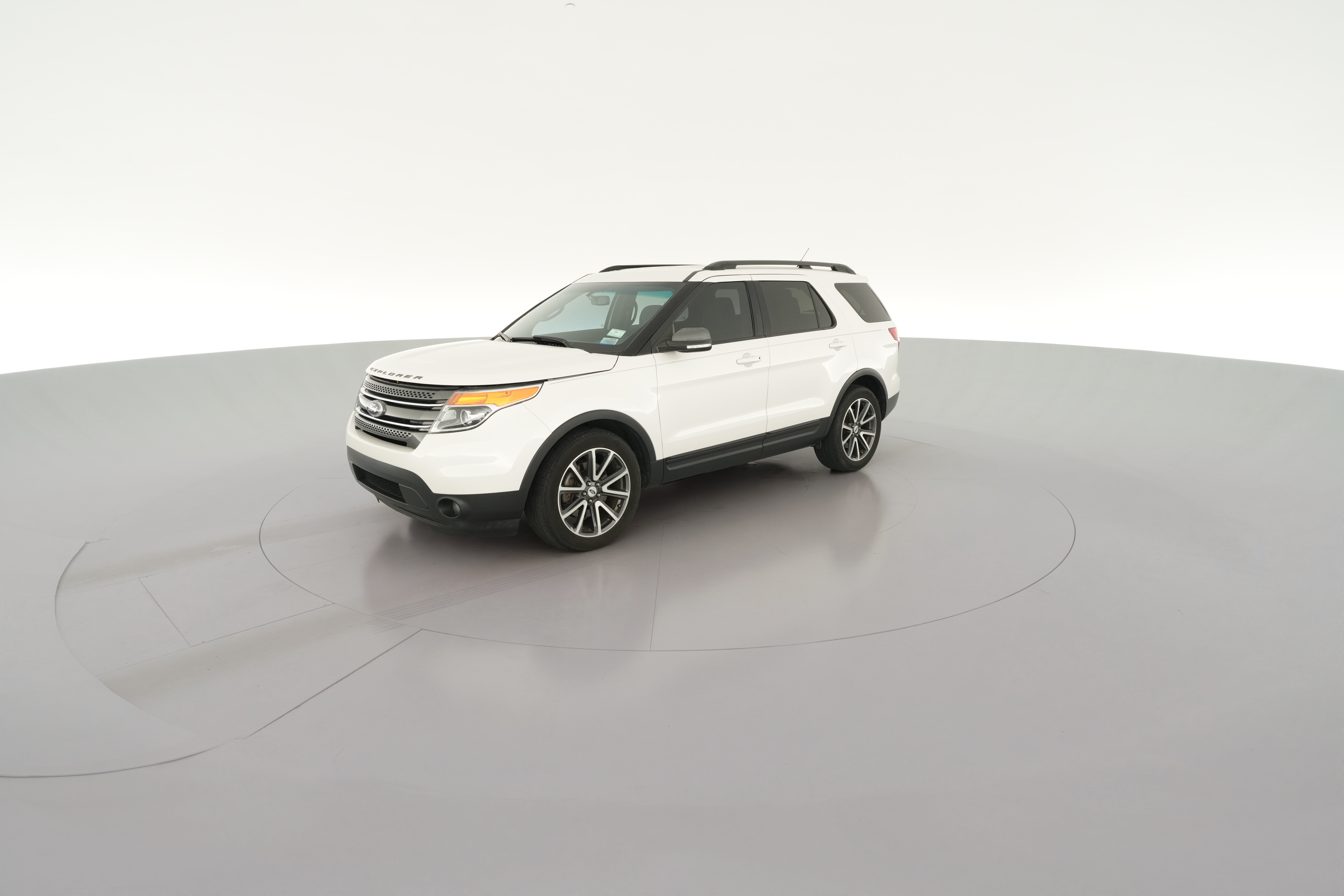 2015 Ford Explorer XLT - Photo 25